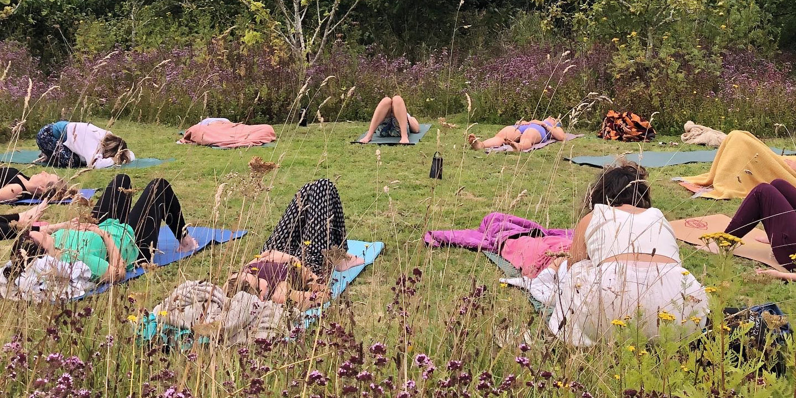 Wild Yoga Garden - Yoga, bodywork, wild swimming, paddle boarting & women's retreats